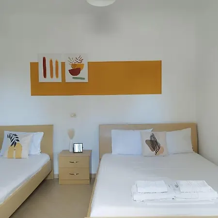 Iris Apartman