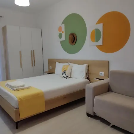 アパート Iris クサミル