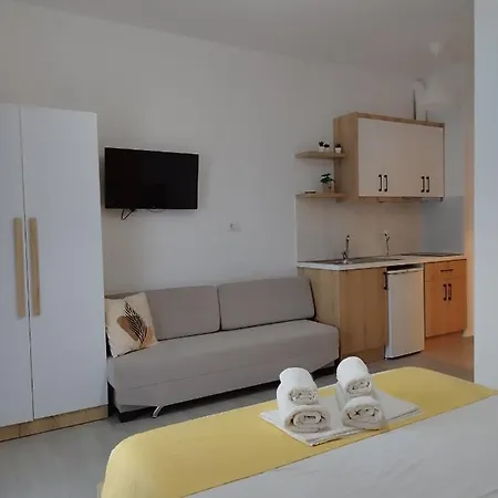 Apartman Iris Ksamil
