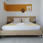 Διαμέρισμα Iris Εξαμίλιο