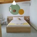 Διαμέρισμα Iris Εξαμίλιο