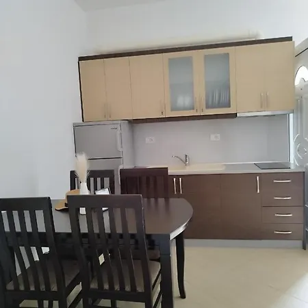 Iris Apartment Ksamil